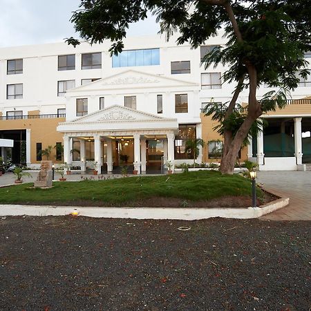 Sanskruti Heritage Resort Ширді Екстер'єр фото