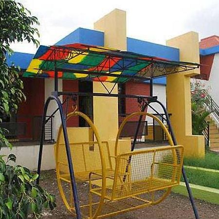 Sanskruti Heritage Resort Ширді Екстер'єр фото