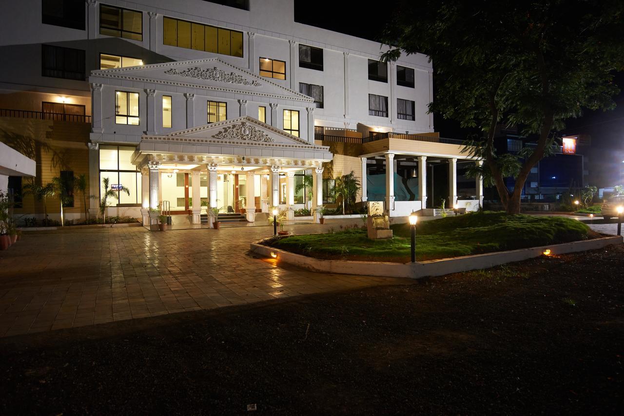 Sanskruti Heritage Resort Ширді Екстер'єр фото